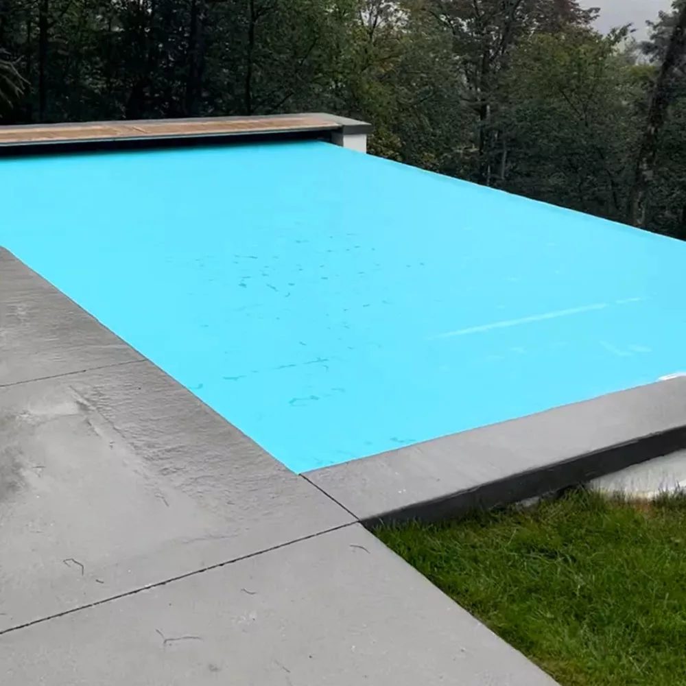 Couverture automatique pour piscine