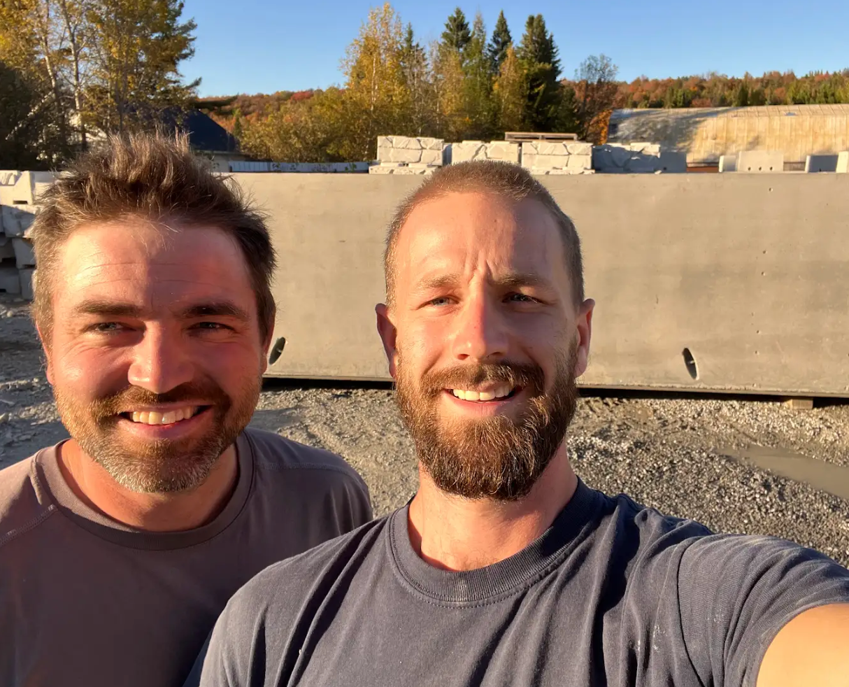 Dave et Carl St-Jean | Piscine Bayto Pools