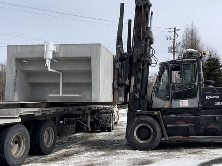 Piscines Bayto | Services | livraison